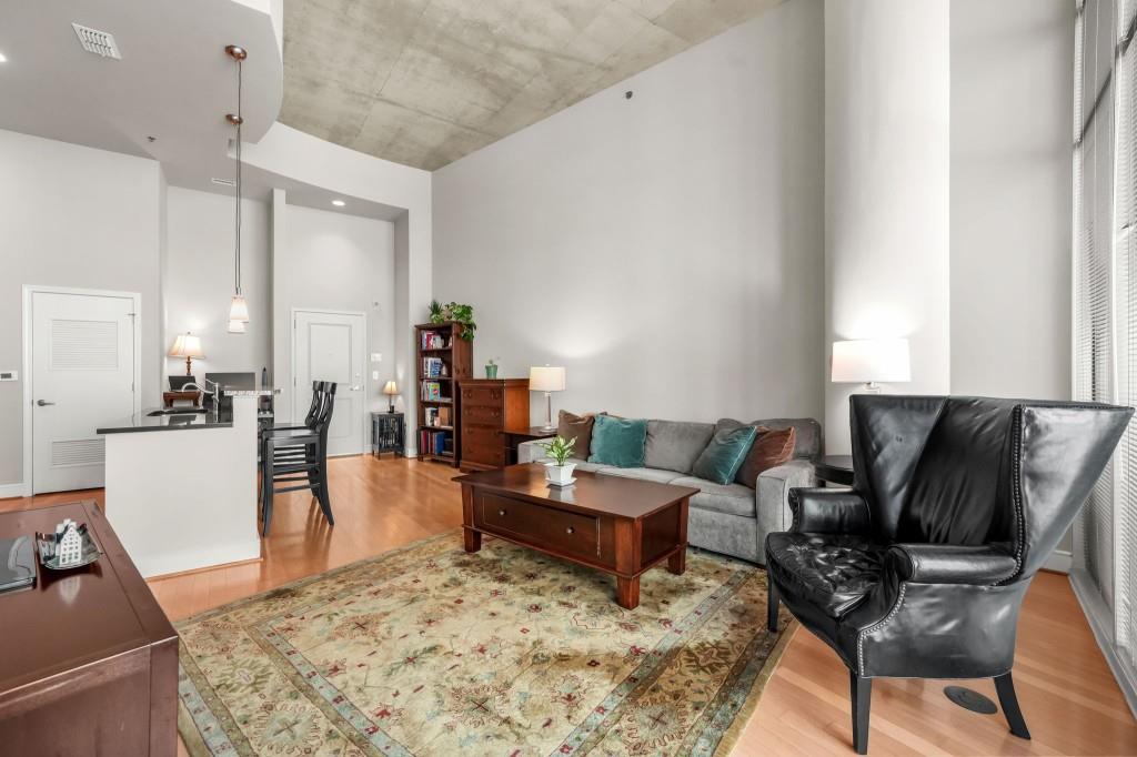 44 Peachtree Place NW Unit 525