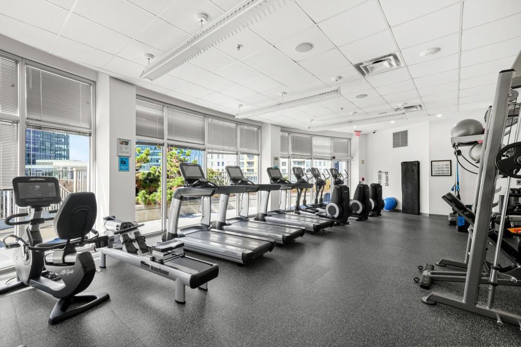 44 Peachtree Place NW Unit 525