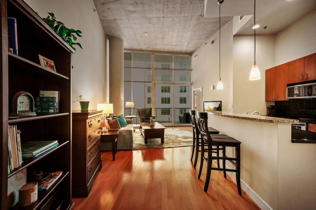 44 Peachtree Place NW Unit 525