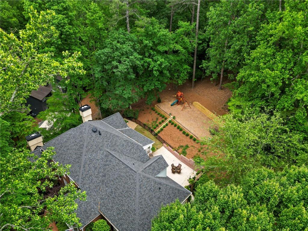 895 Waddington Court
