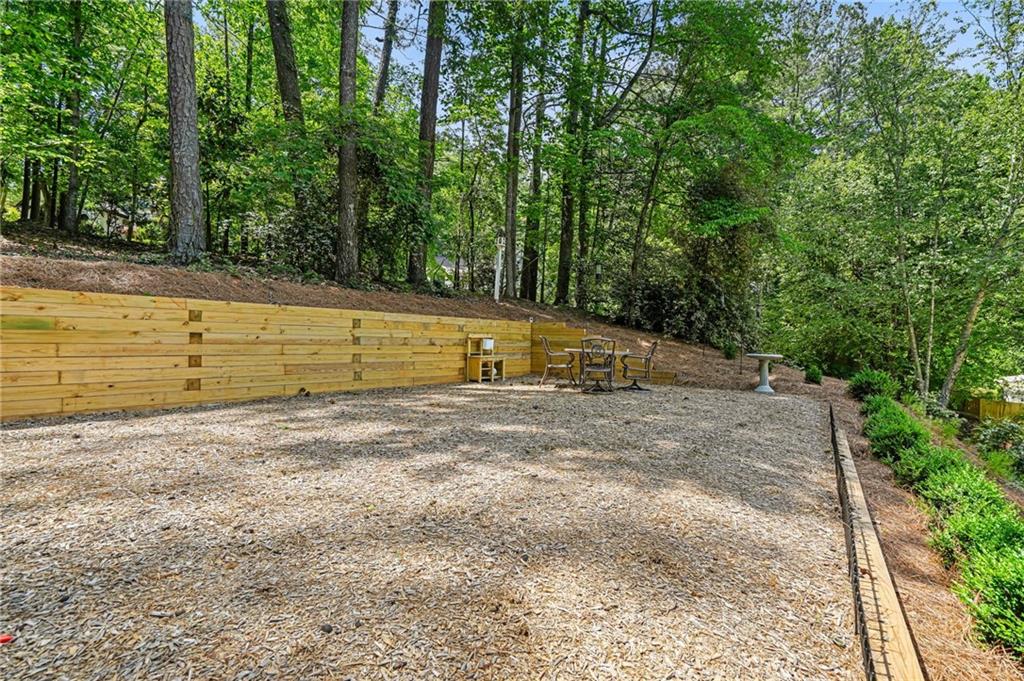 895 Waddington Court