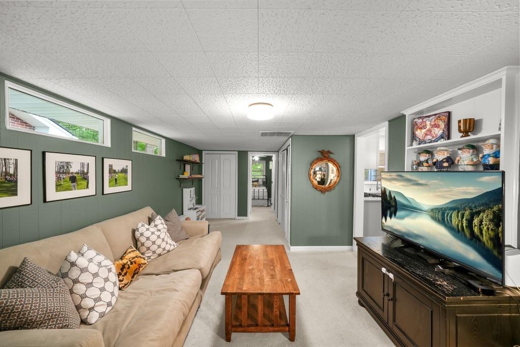2447 Hunting Valley Drive