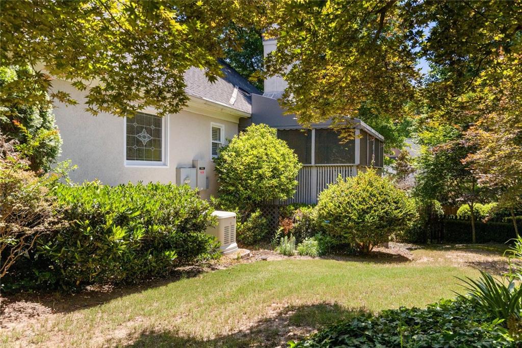 3736 Harts Pl