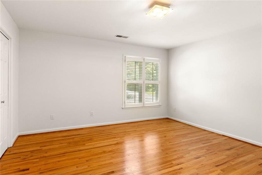 3736 Harts Pl