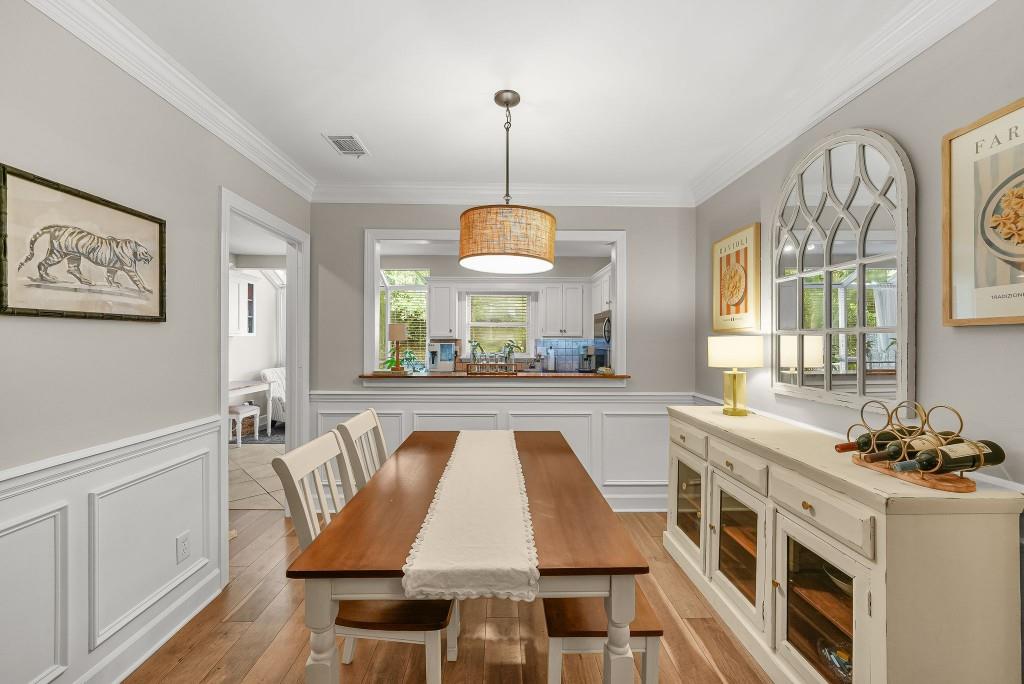 7500 Roswell Road Unit 30