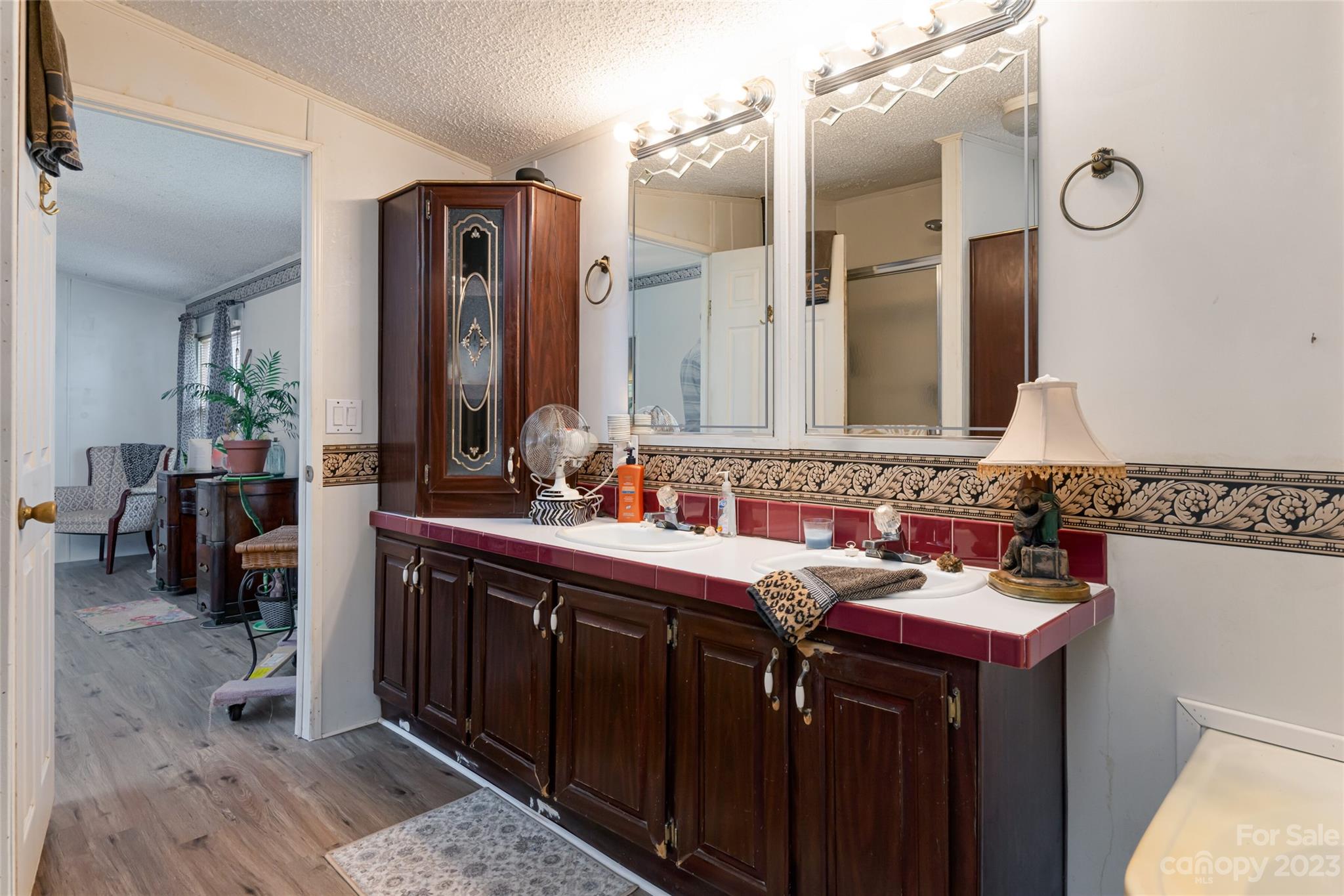 52 Clear View Run Drive