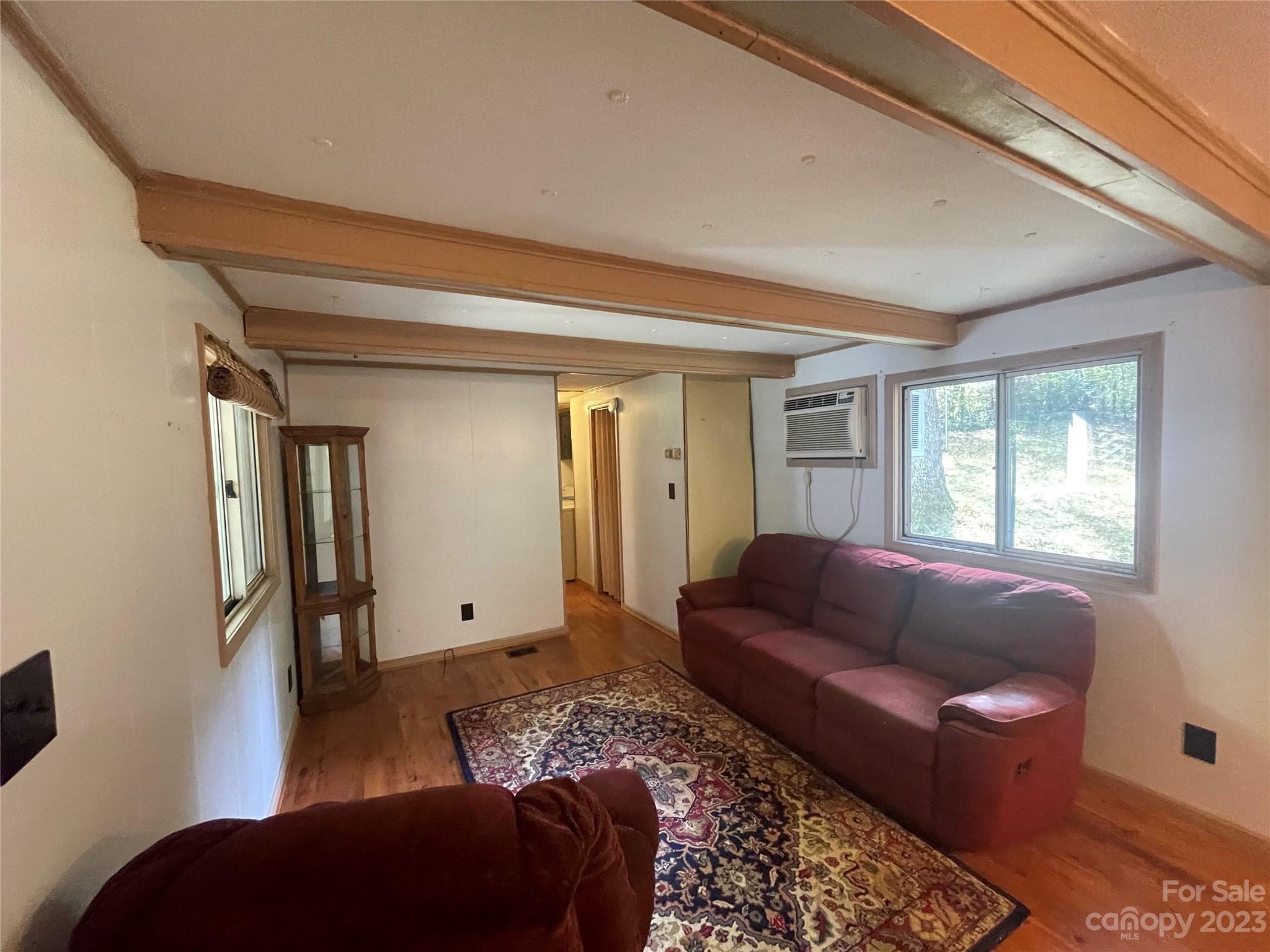 65 Red Bird Song Road