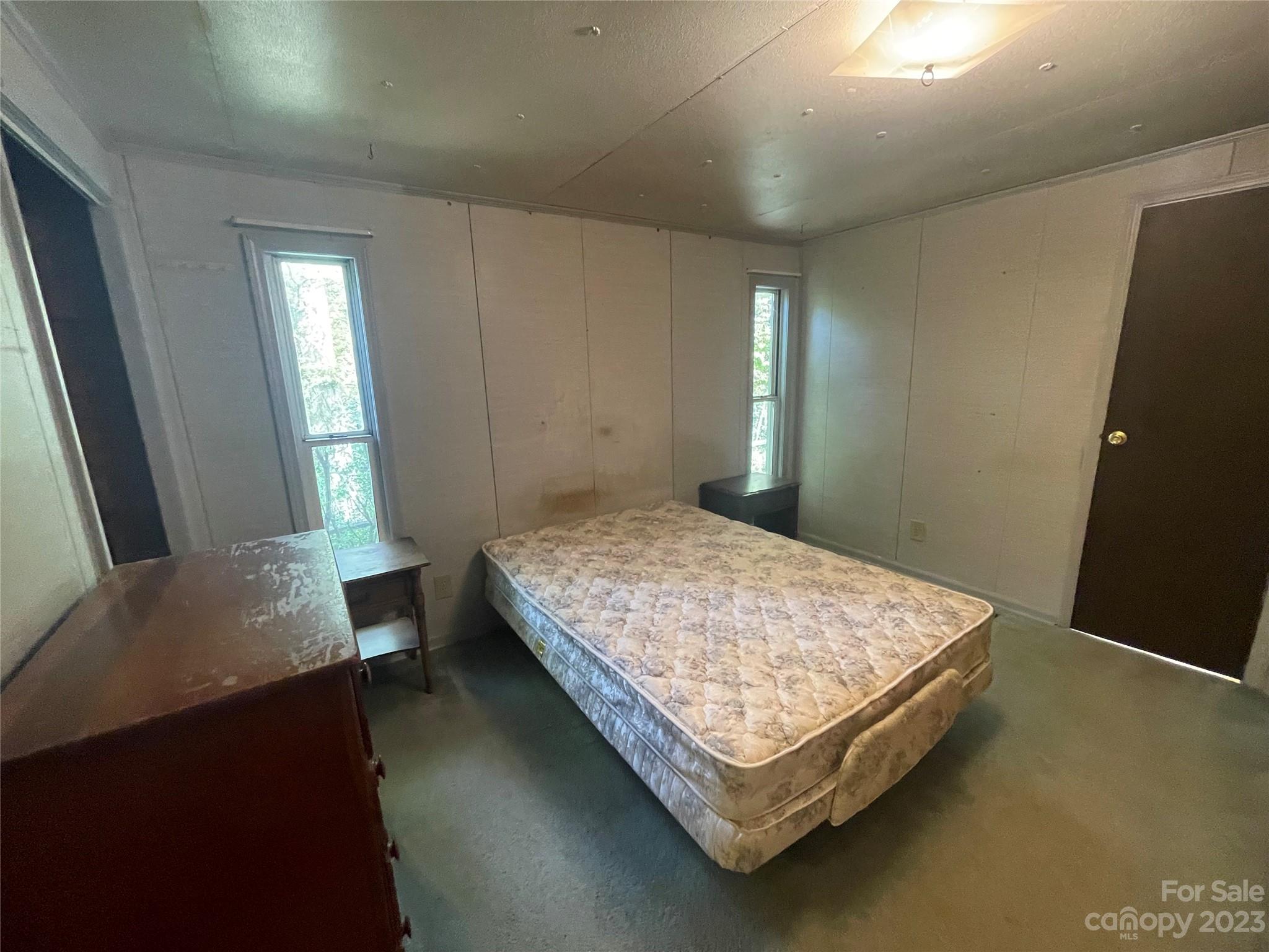 65 Red Bird Song Road