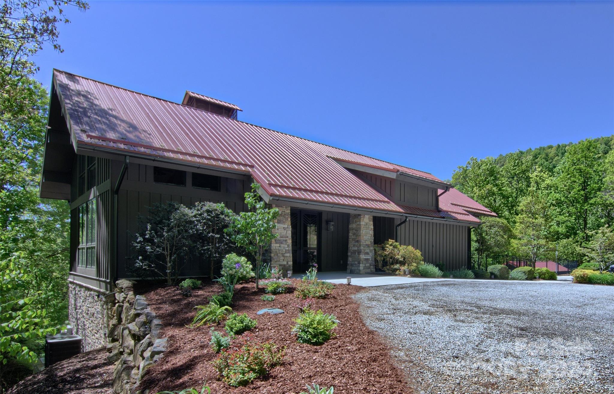 1244 Pinnacle Falls Lane