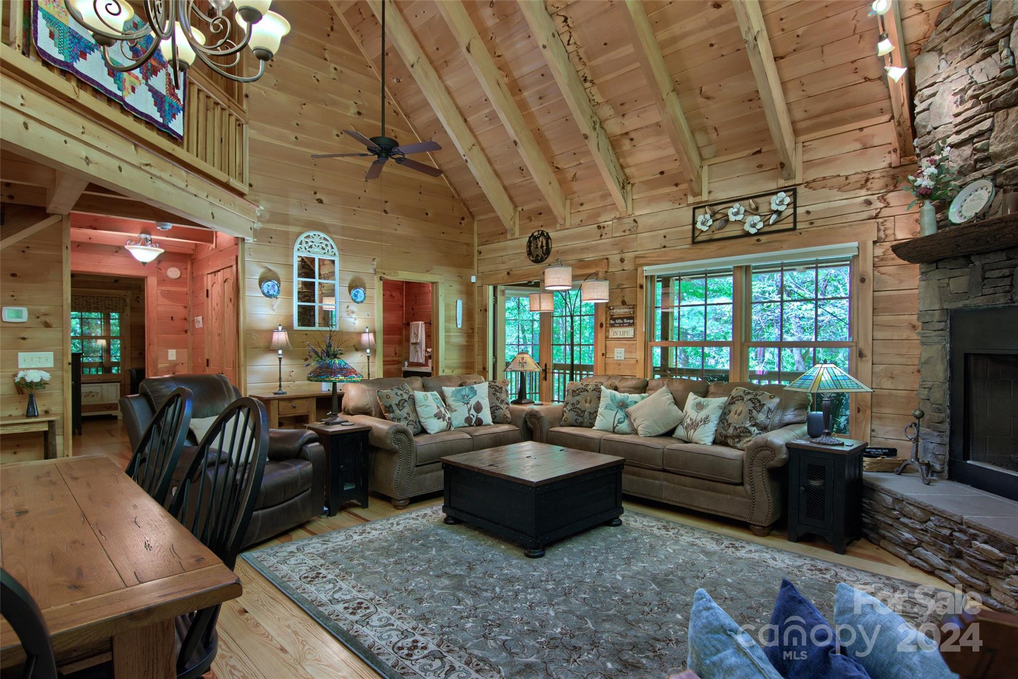 1244 Pinnacle Falls Lane