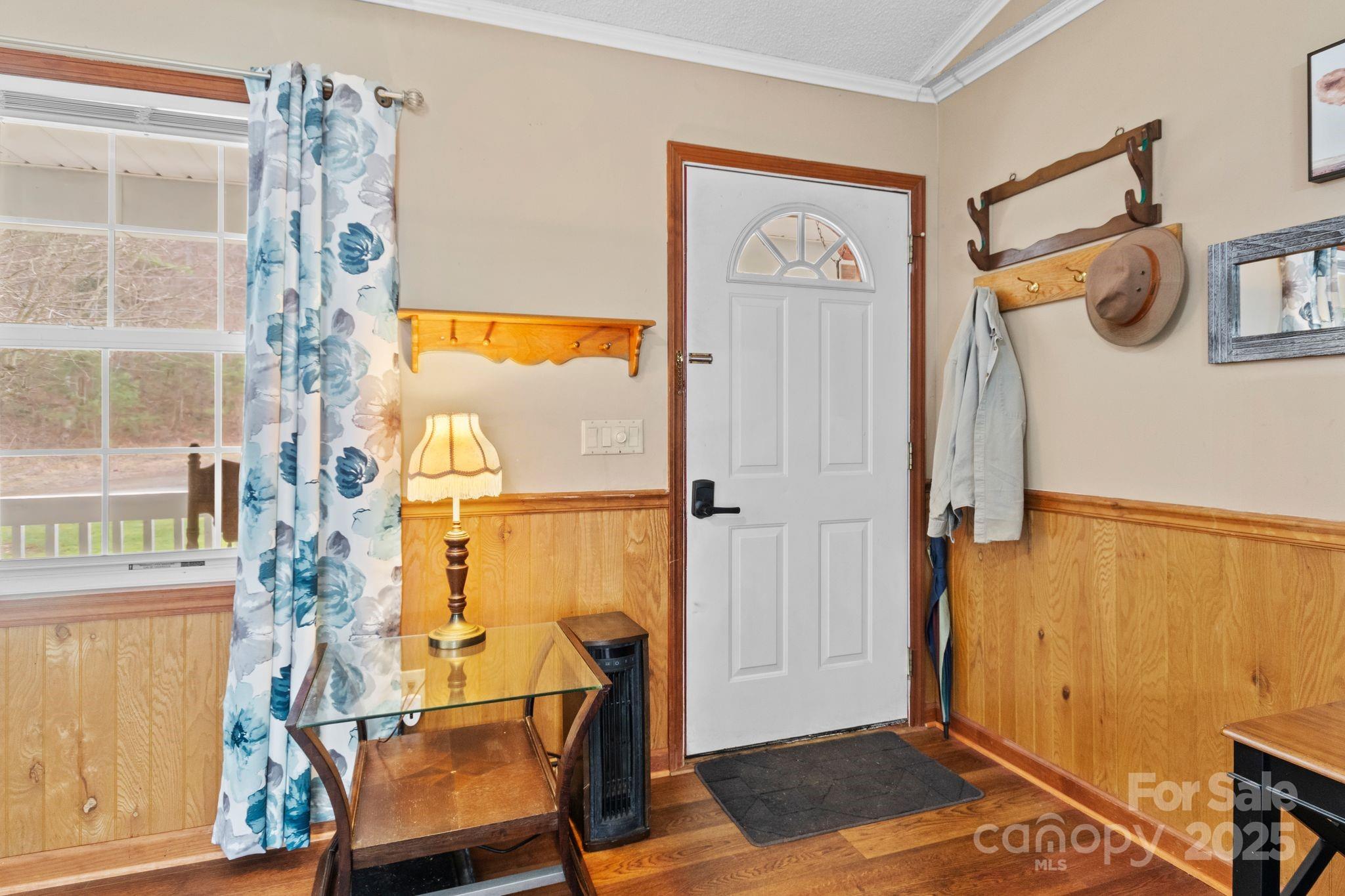 402 Willis Cove Road