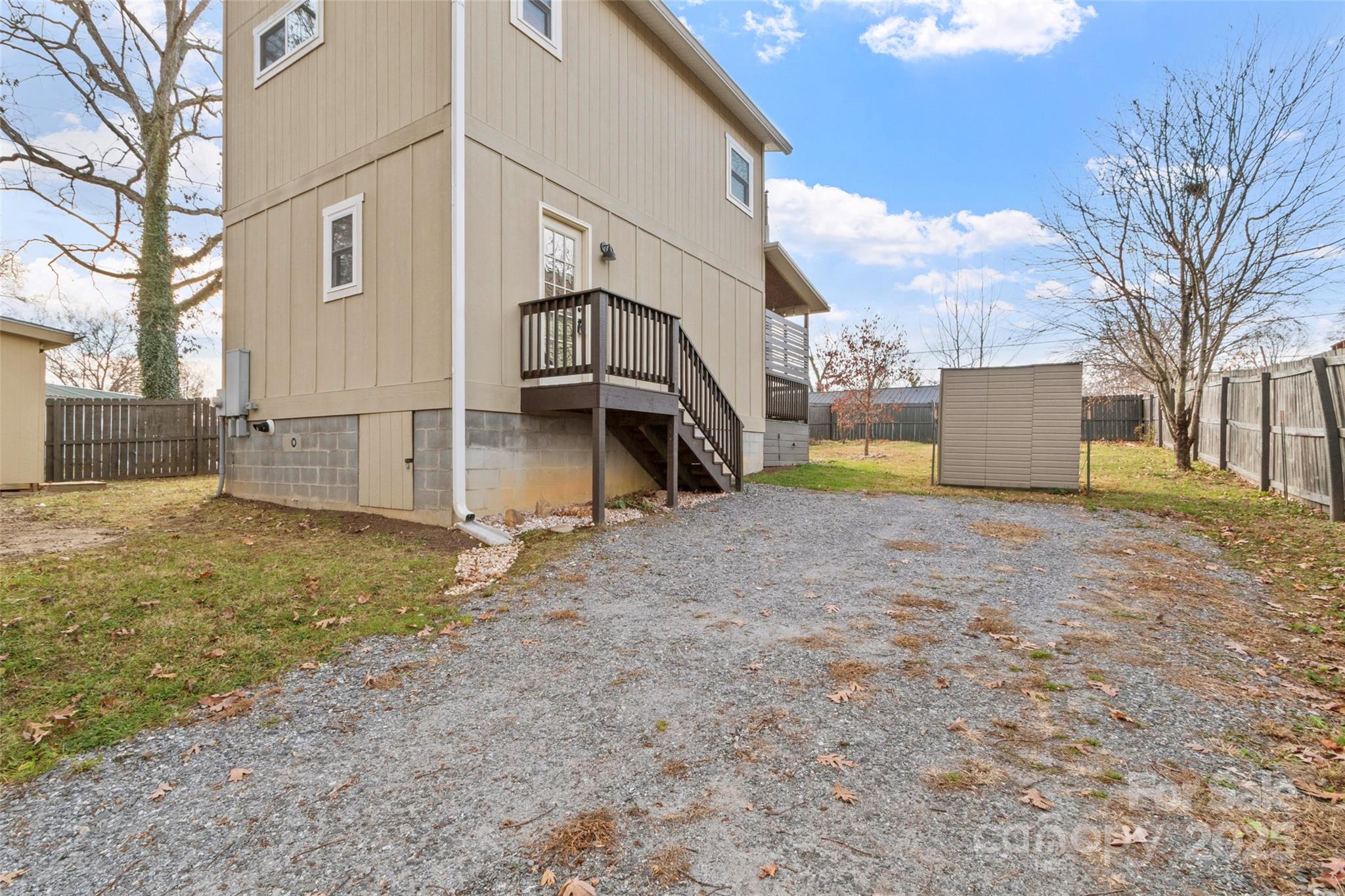 48 Oteen Church Road