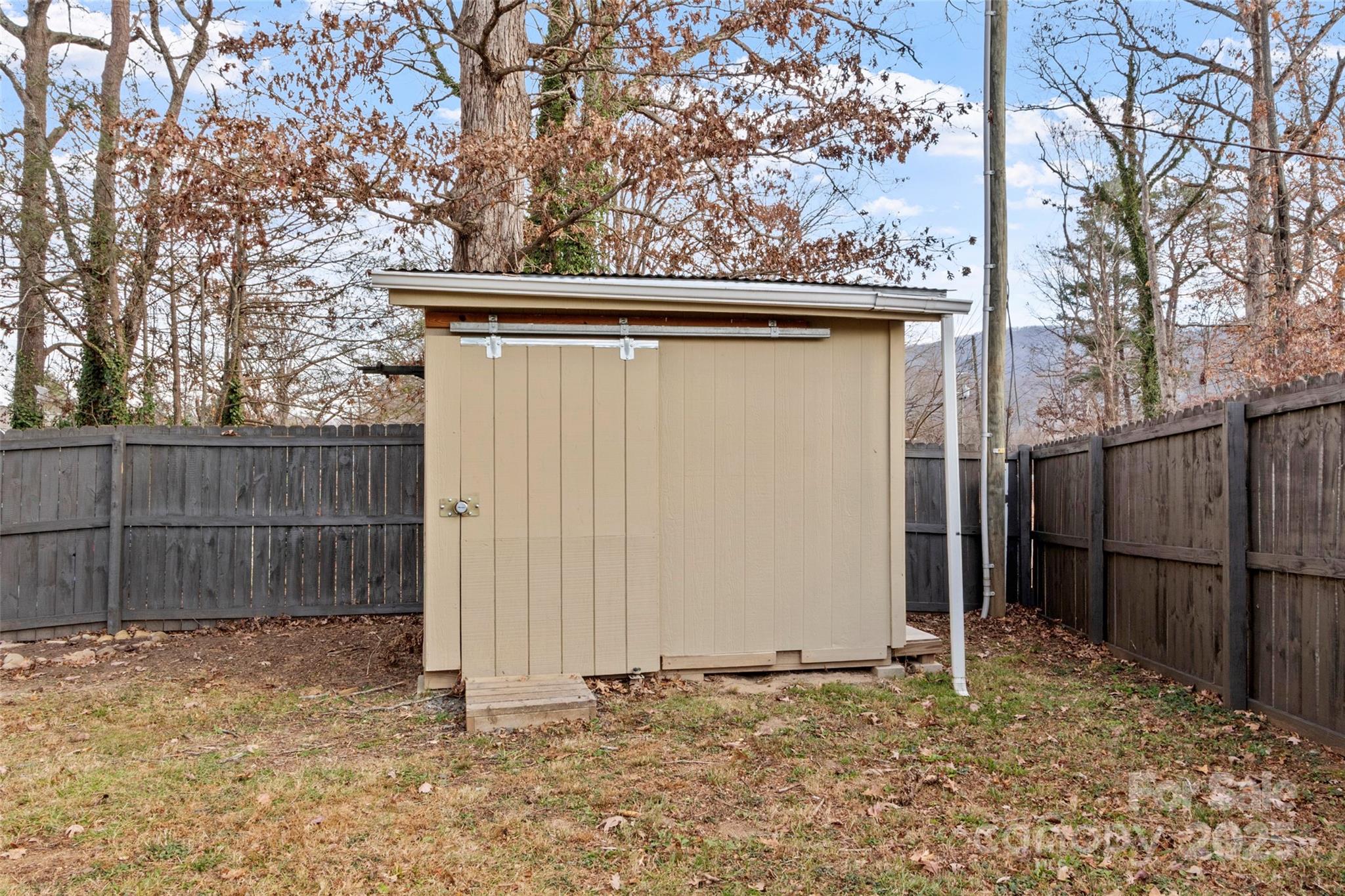 48 Oteen Church Road