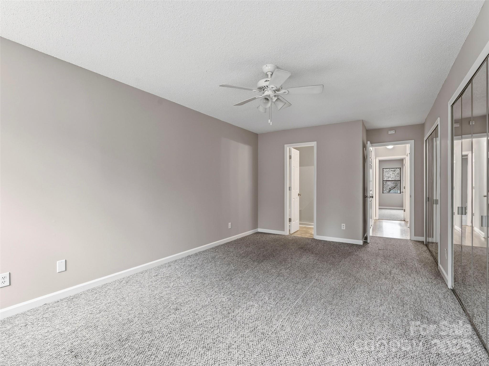 102 Abbey Circle
