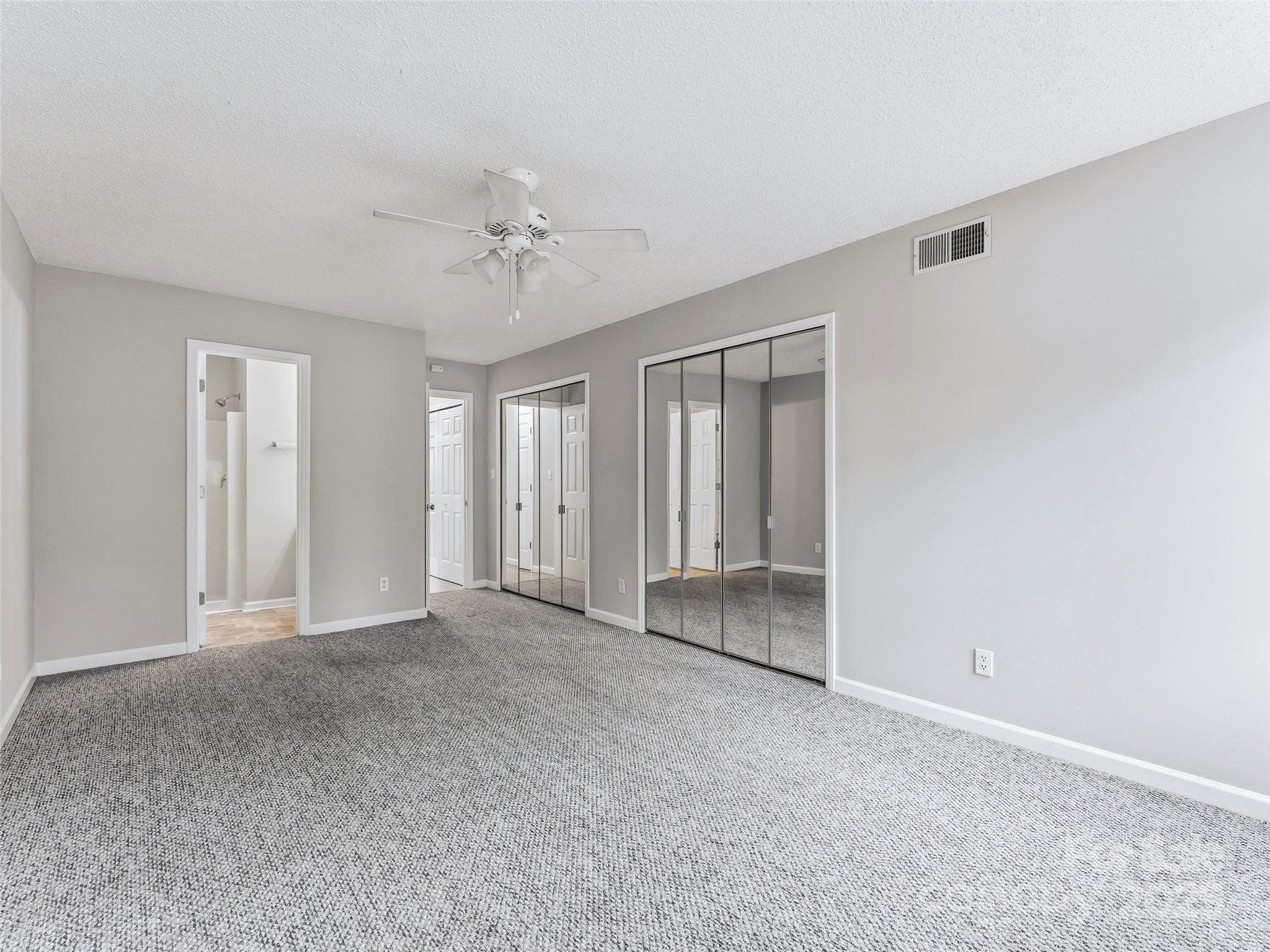 102 Abbey Circle