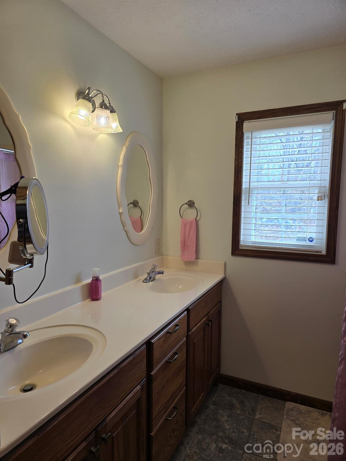 476 Jackson Loop Road