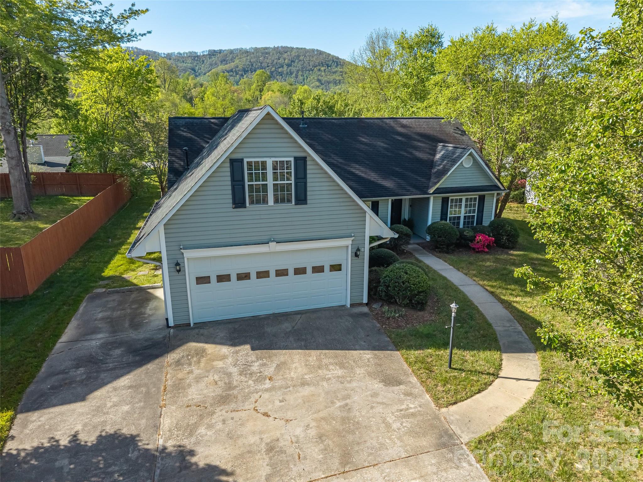 171 Rolling Meadow Road