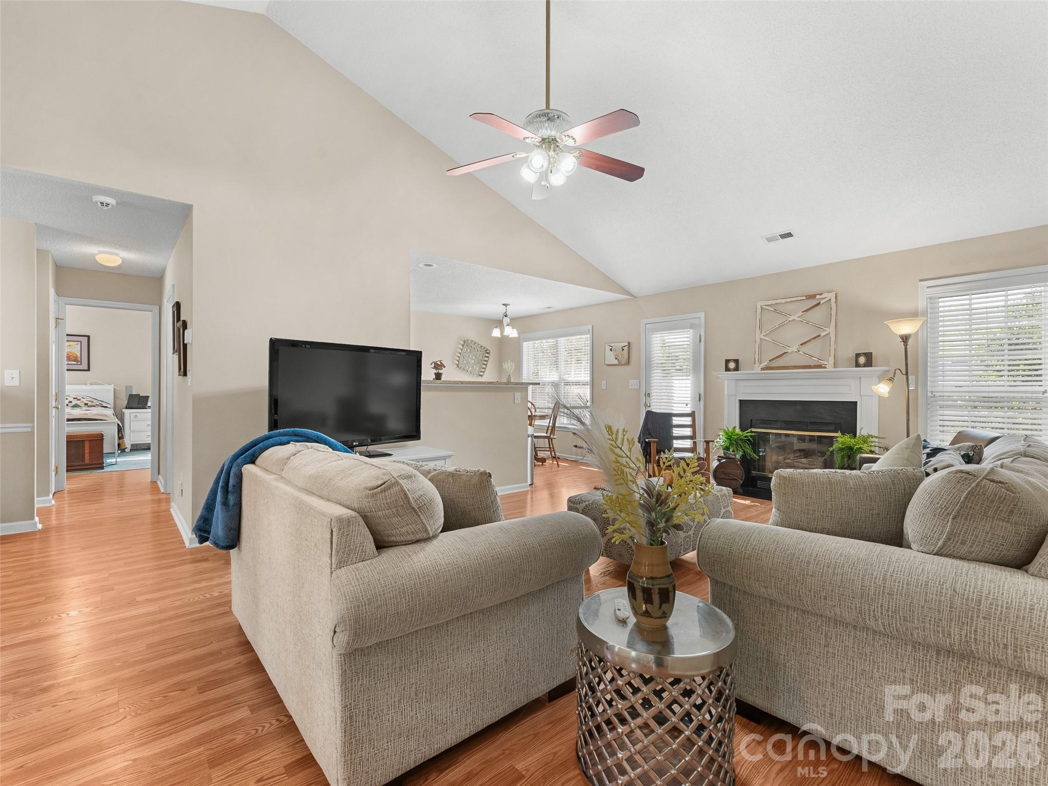 171 Rolling Meadow Road