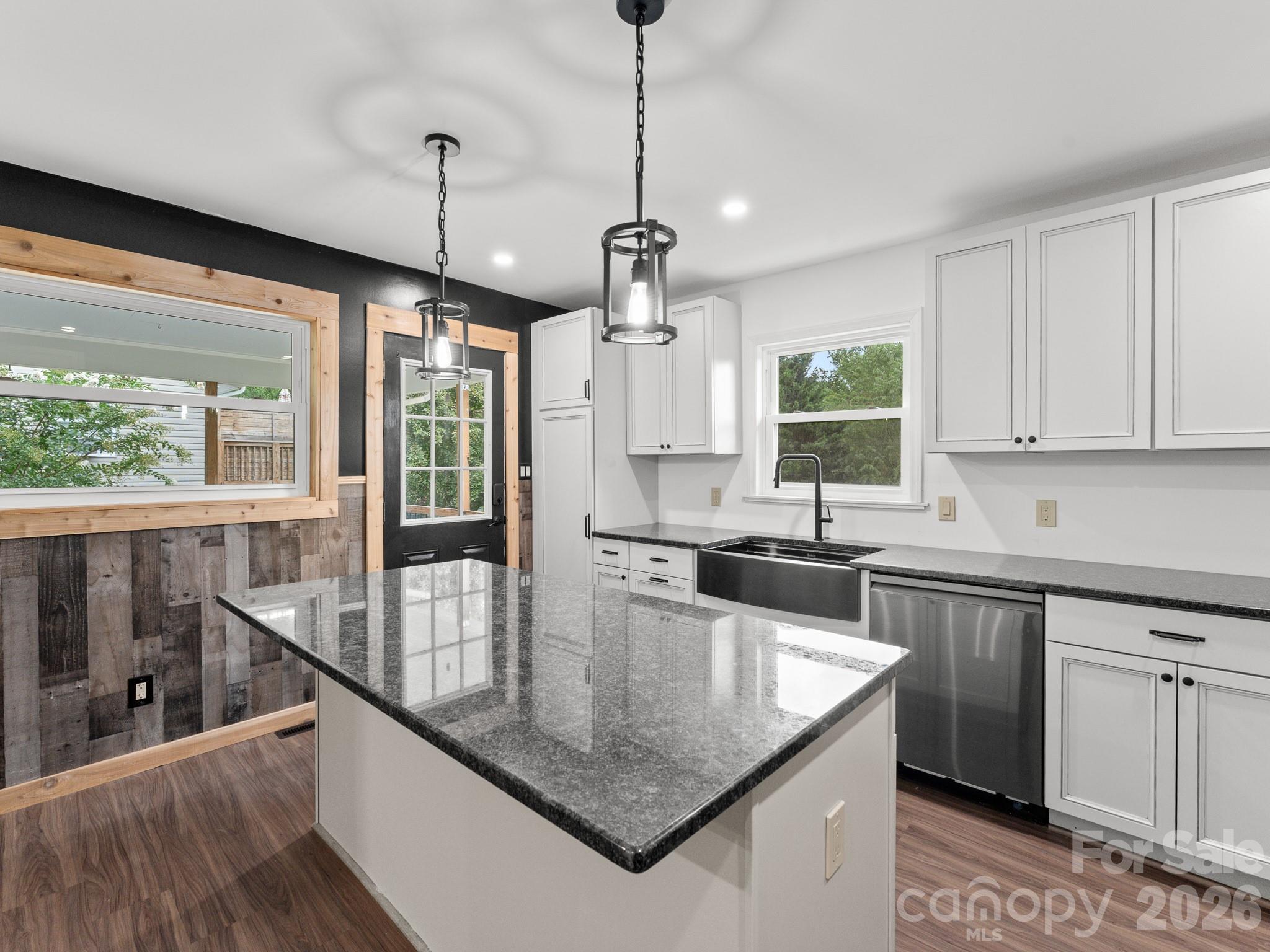 10 Monte Vista Circle