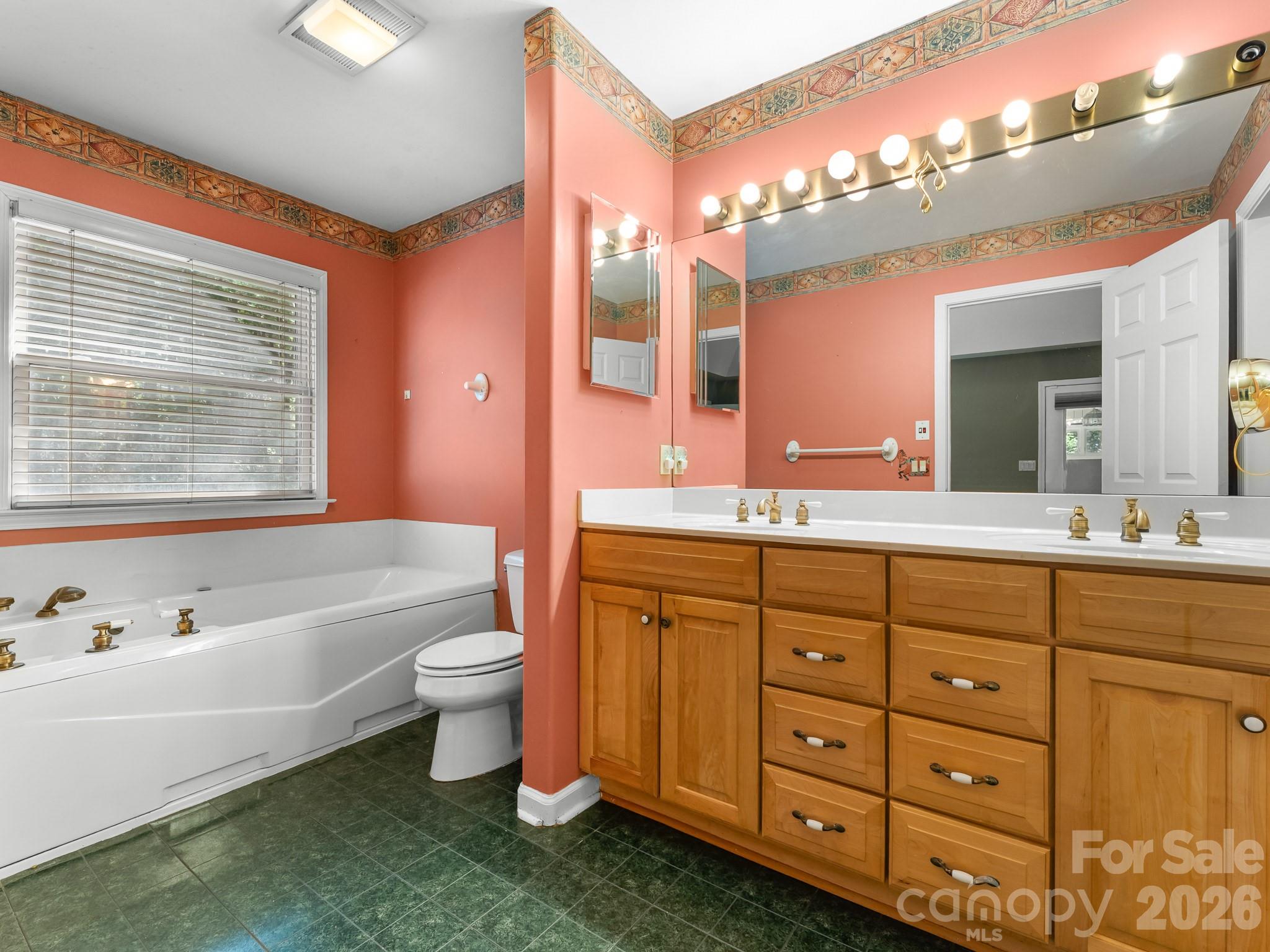 106 Fish Hawk Drive