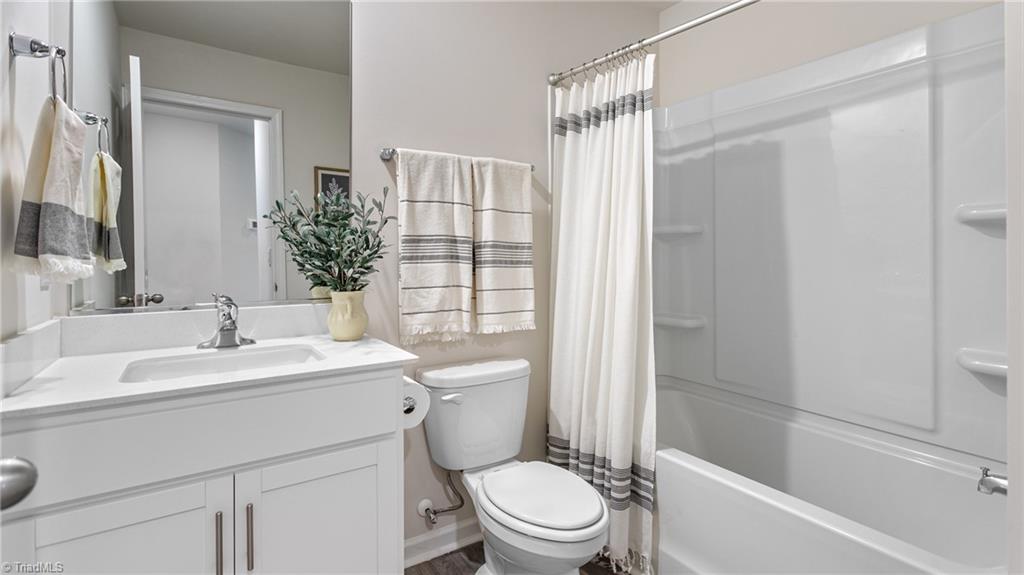 5416 Henley Ridge Drive