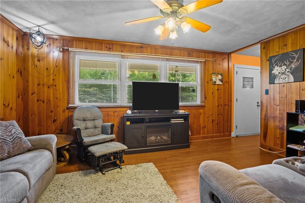 1118 Johnsontown Road