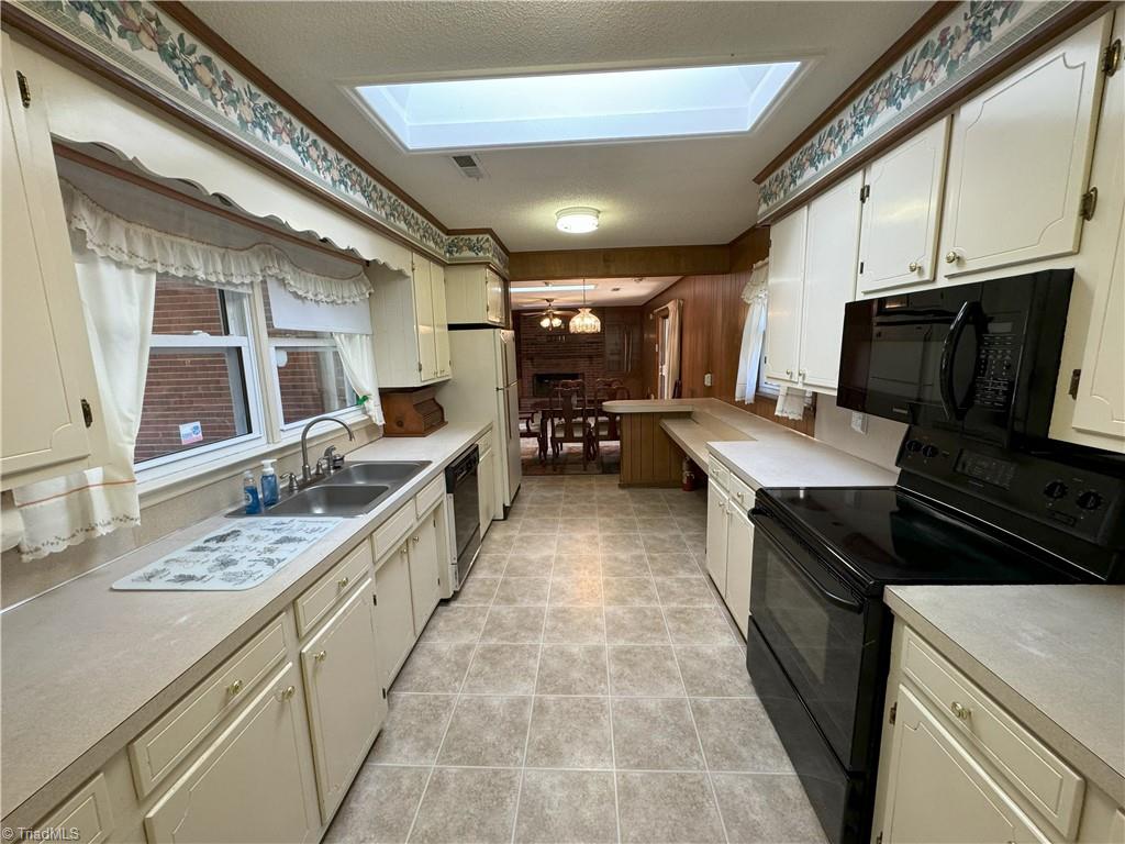 555 Dehart Community Ctr Road