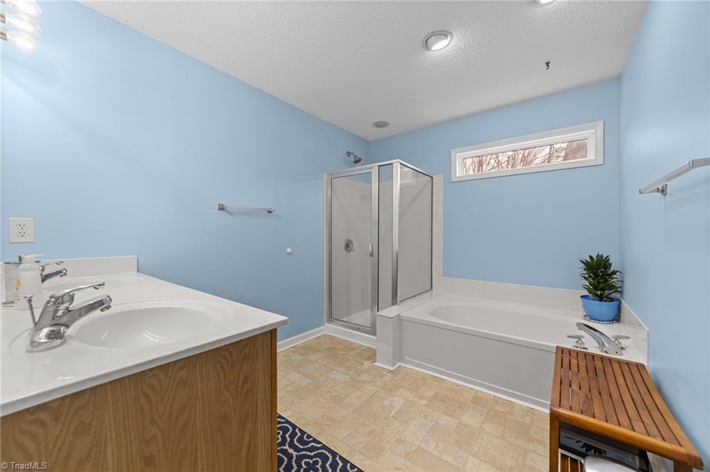 1235 Somerset Crossing Lane