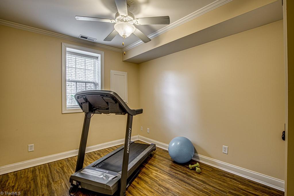 1305 Rosewood Court, Winston-Salem