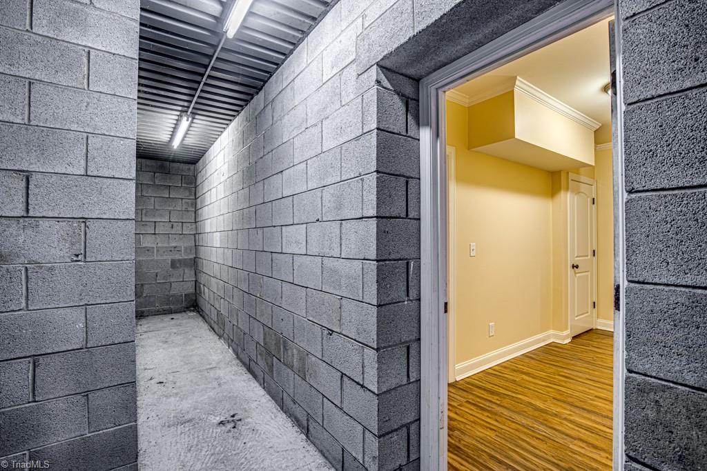 1305 Rosewood Court, Winston-Salem