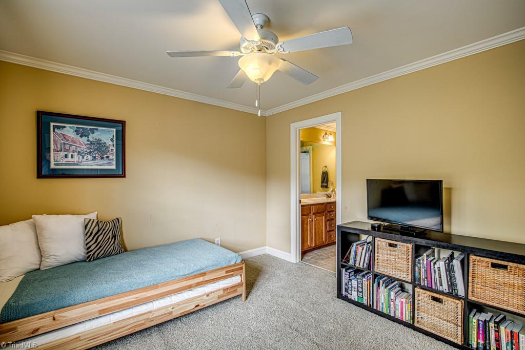 1305 Rosewood Court, Winston-Salem