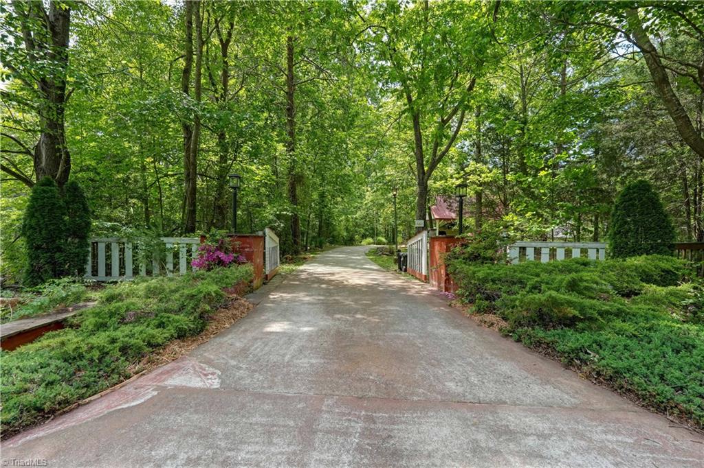 1804 Townsend Forest Lane