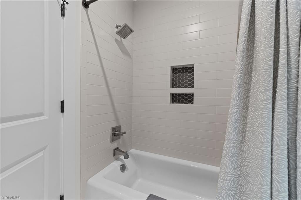 2589 Northmont Lake Drive