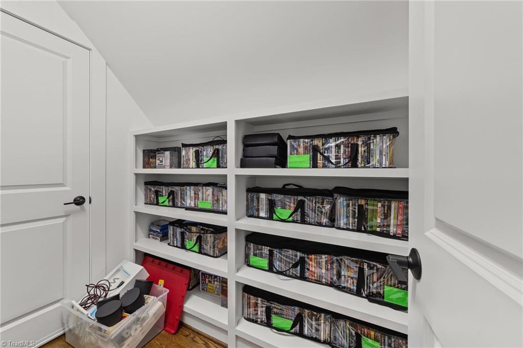 2589 Northmont Lake Drive