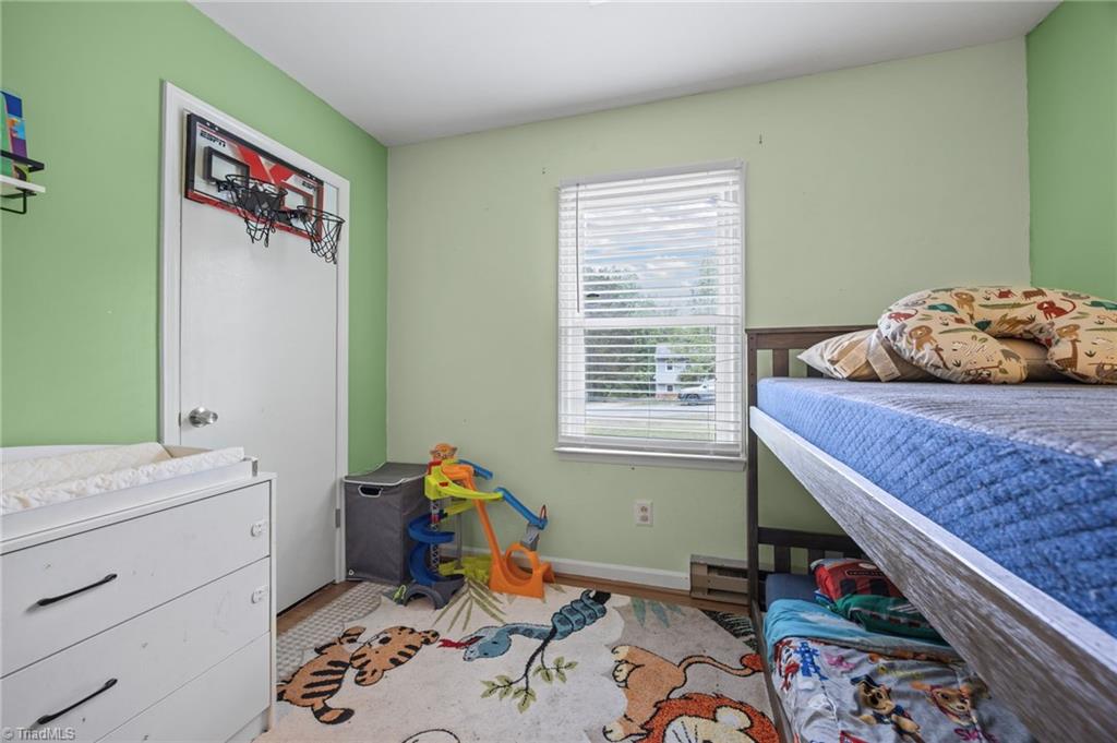5124 Tall tree Drive, Winston-Salem