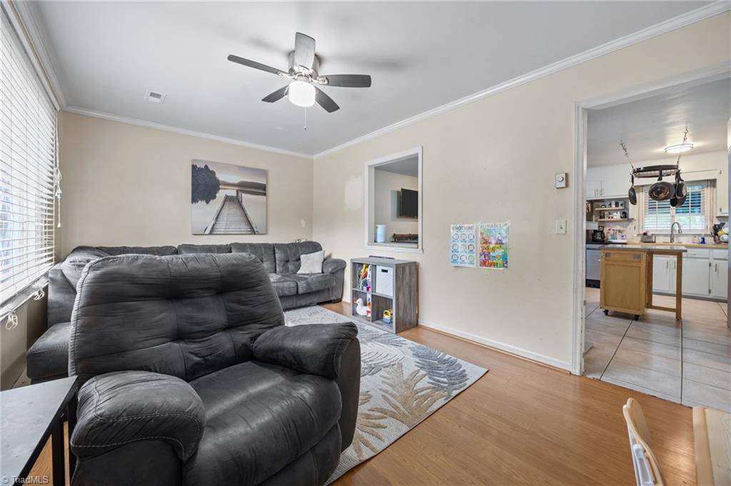5124 Tall tree Drive, Winston-Salem