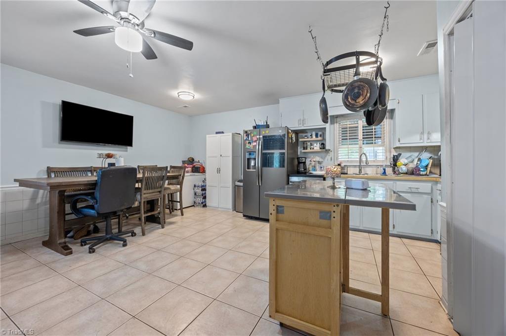 5124 Tall tree Drive, Winston-Salem