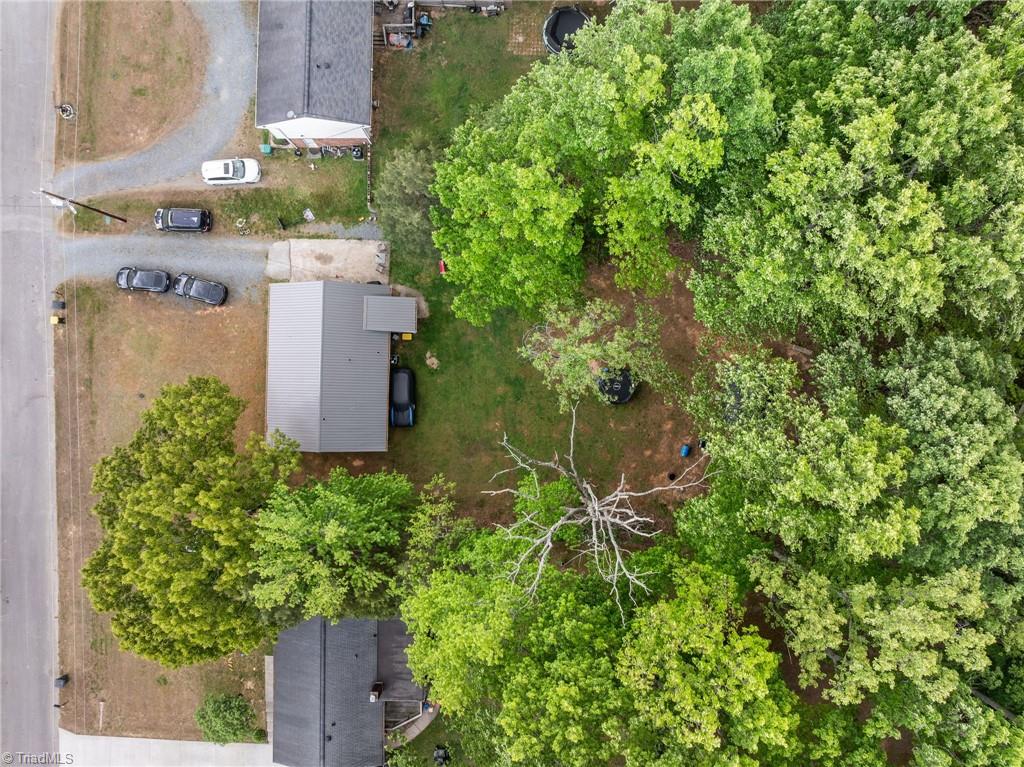 5124 Tall tree Drive, Winston-Salem