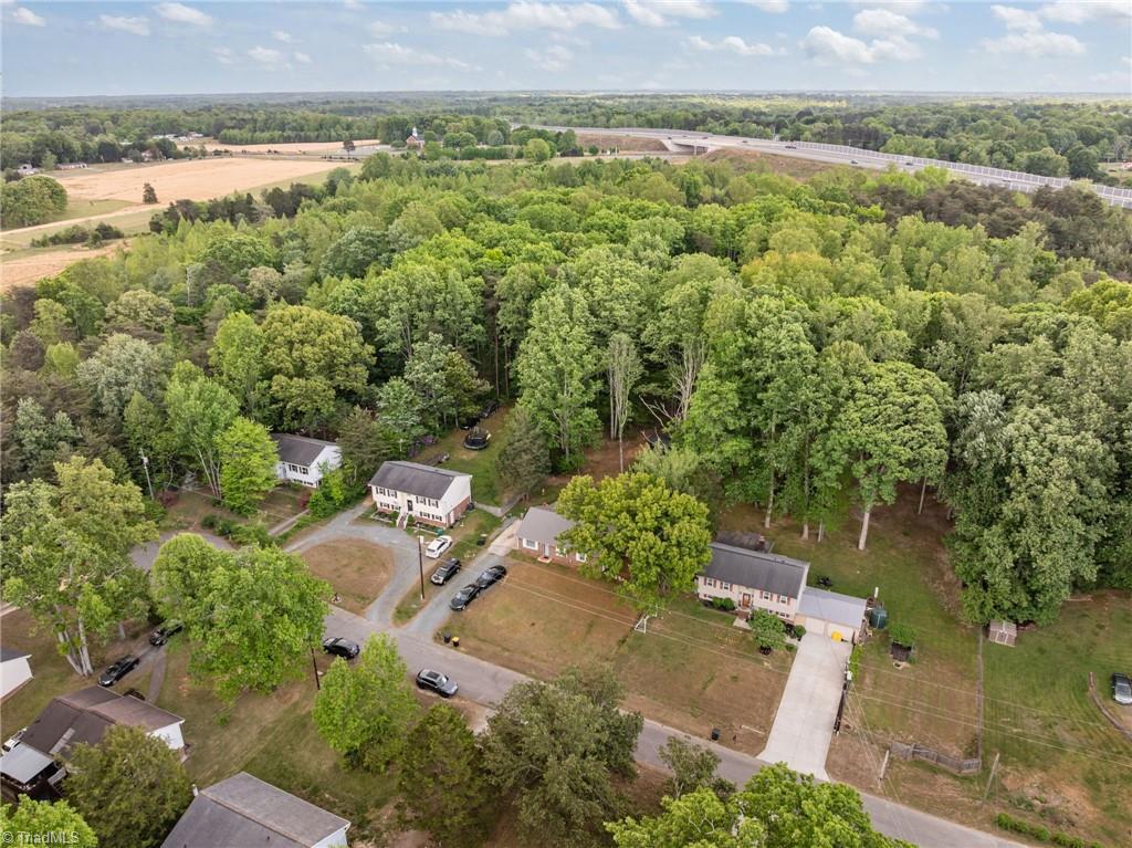 5124 Tall tree Drive, Winston-Salem