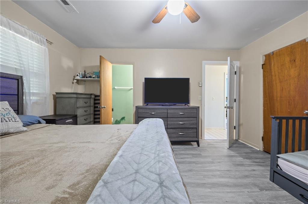 5124 Tall tree Drive, Winston-Salem