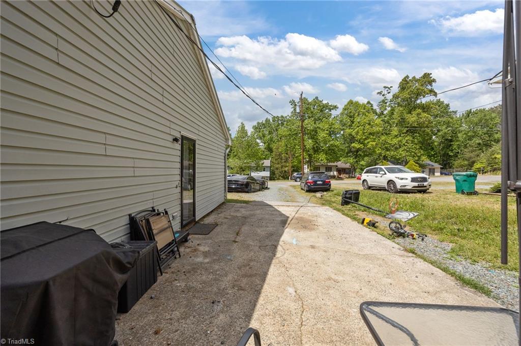 5124 Tall tree Drive, Winston-Salem