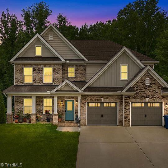 420 Burkes Crossing Drive, Winston-Salem