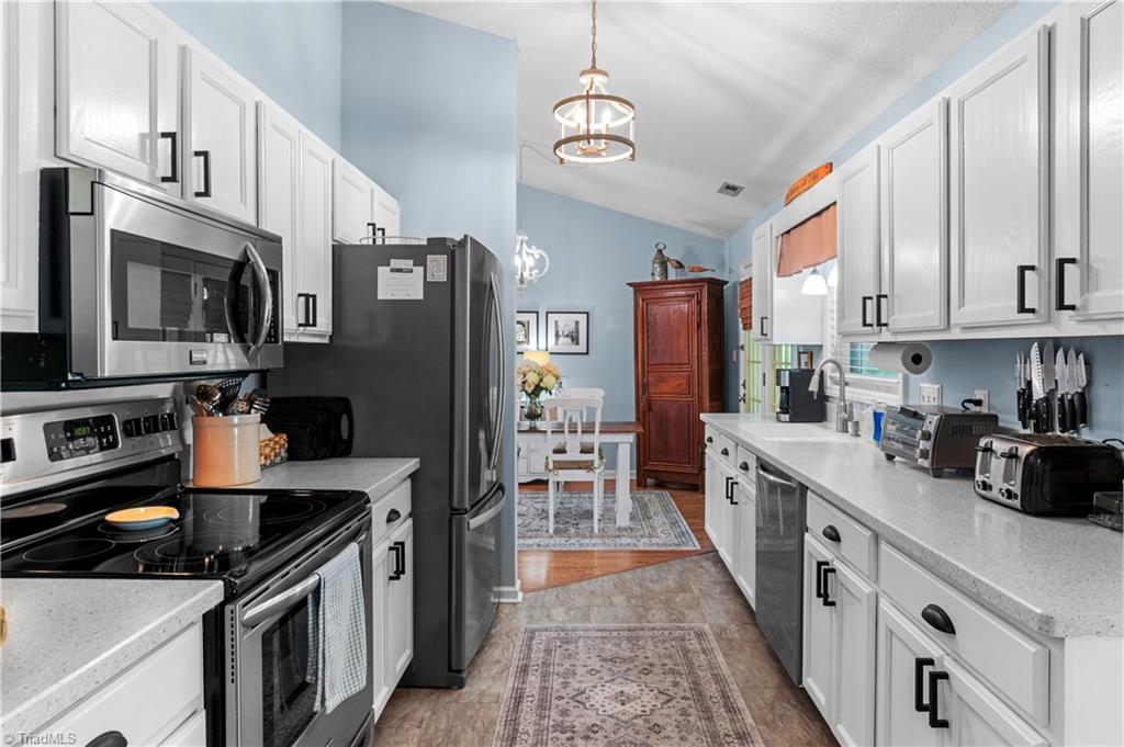 3675 Signet Drive, Winston-Salem