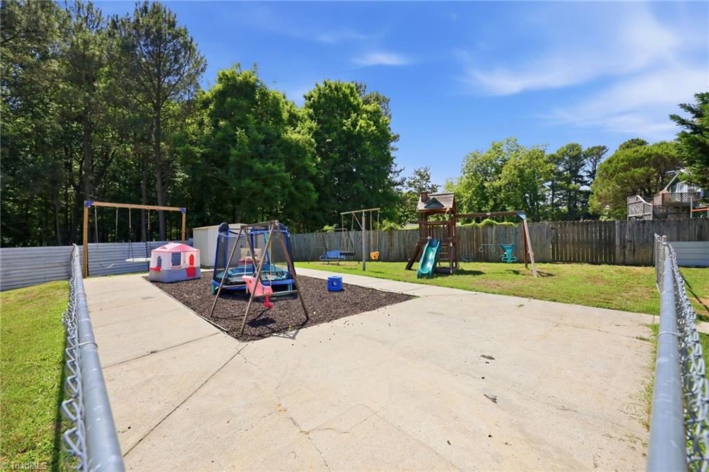 6997 Arden Road