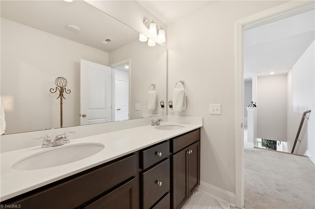 5732 Glad Acres Road, Winston-Salem