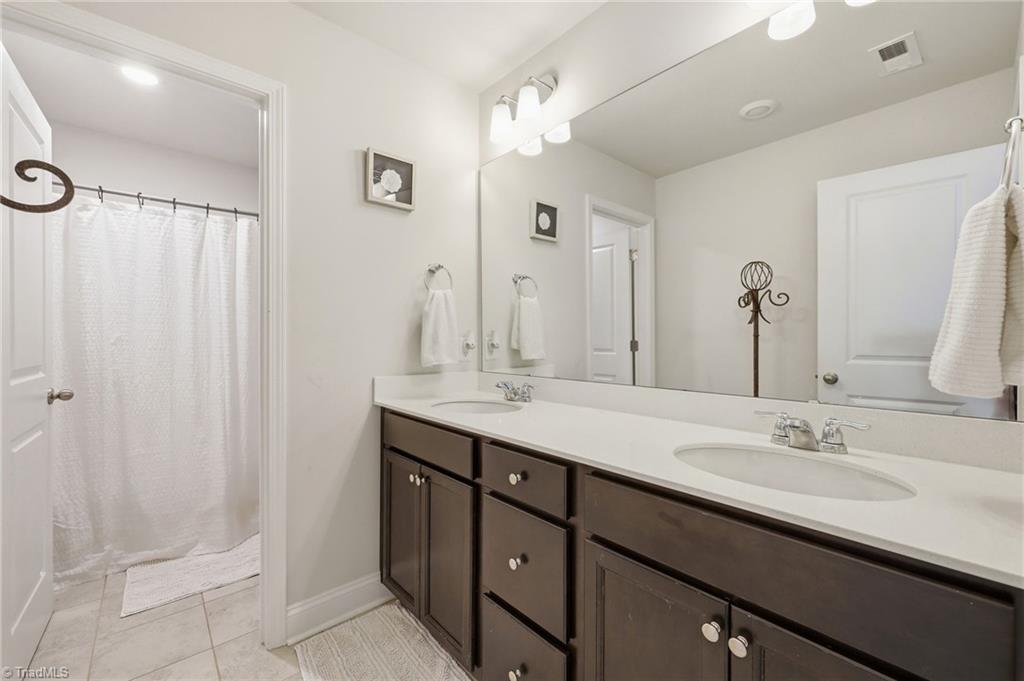 5732 Glad Acres Road, Winston-Salem