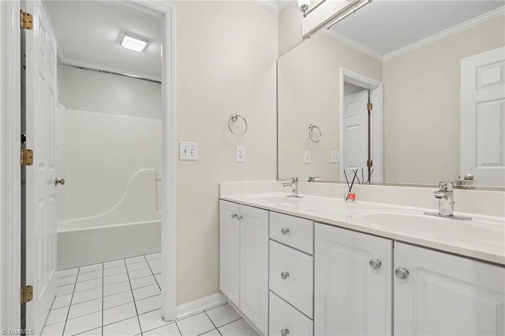 3211 Timberoak Court