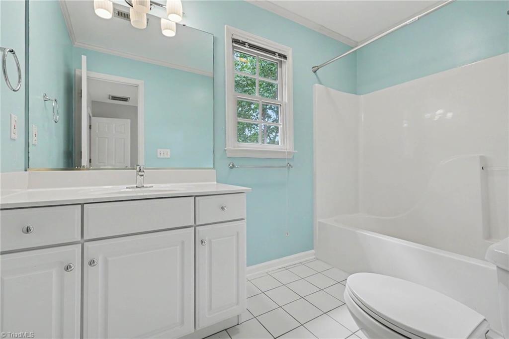 3211 Timberoak Court