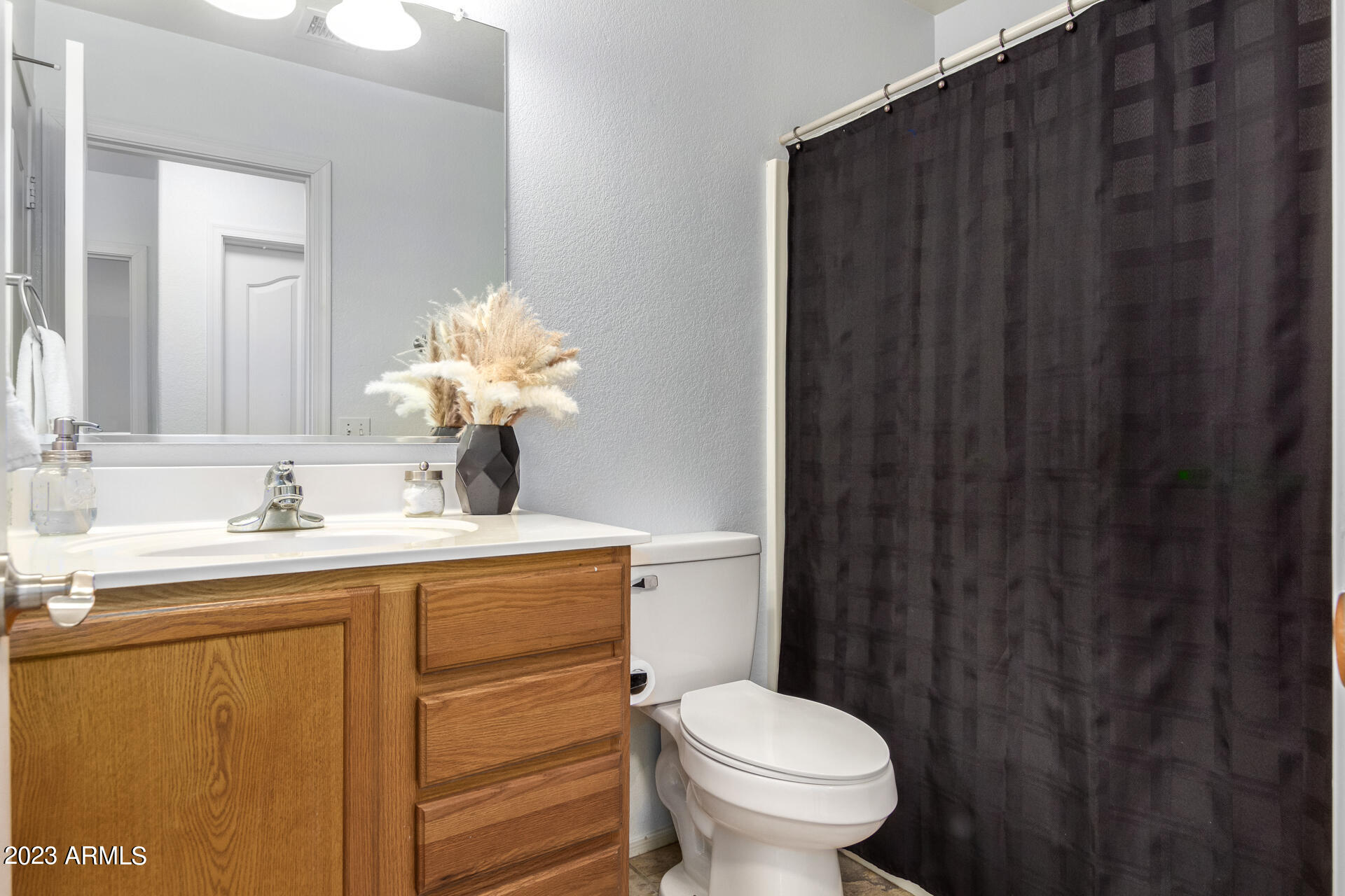 1248 E CLIFTON Avenue