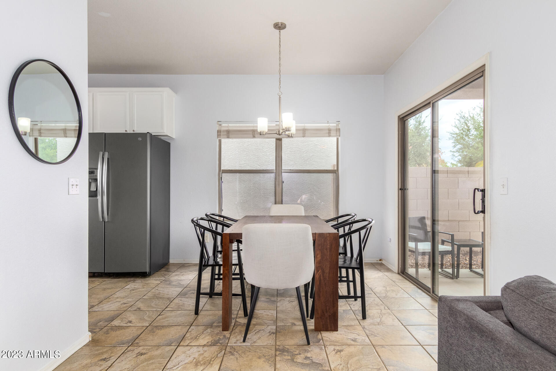 1248 E CLIFTON Avenue